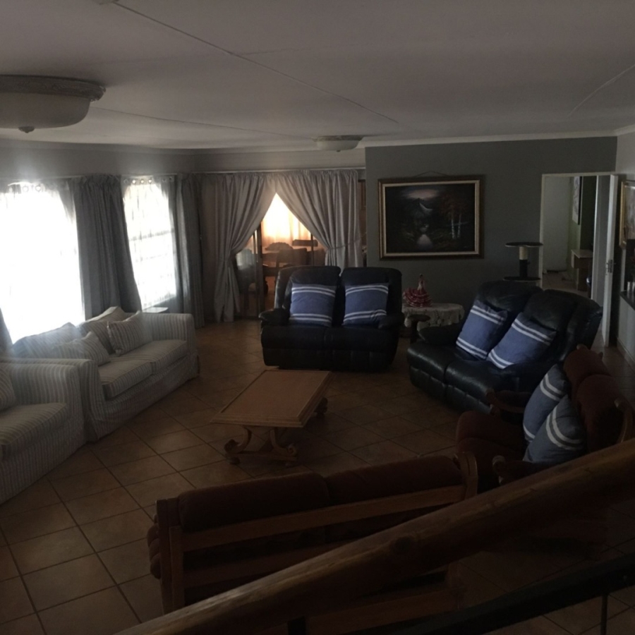 4 Bedroom Property for Sale in Parys Free State